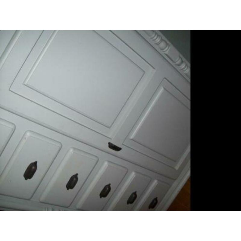 gave soort meiden kast grey