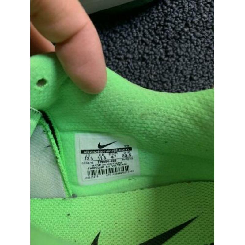 Nike sneakers en Asics hardloop schoenen