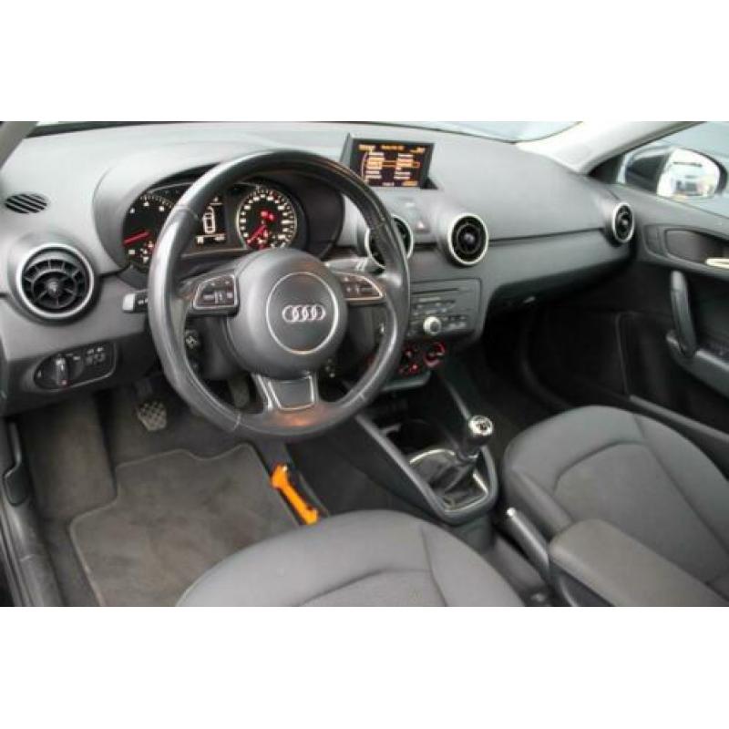 Audi A1 1.2 TFSI ATTRACTION PRO LINE - Airco - Navi - Cruis