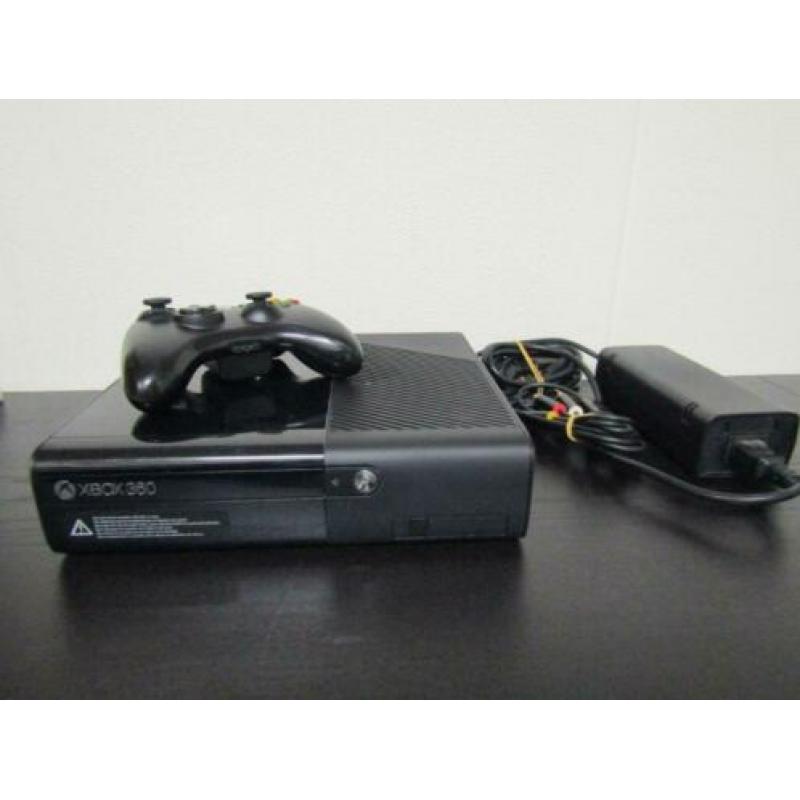 Xbox 360 new slim 4 GB