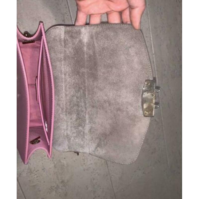 Furla tas