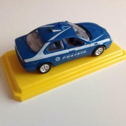 2 x Burago Alfa Romeo 156 1:24