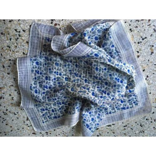 Zijden sjaal millefleurs 50x50 cm — NIEUW — zijde