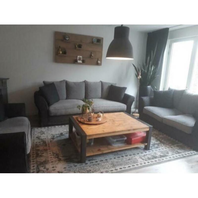 Als set of los te koop bankstellen