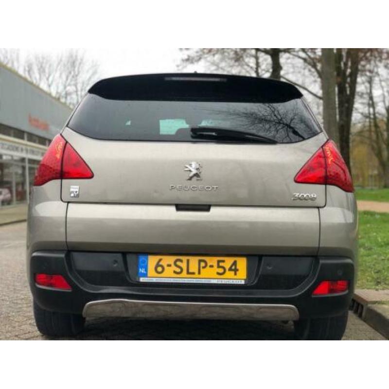 Peugeot 3008 2.0 HDiF HYbrid4 B.L