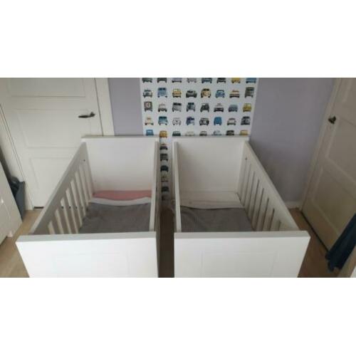Ledikant / kinderbed en commode, Interbaby Miami, wit