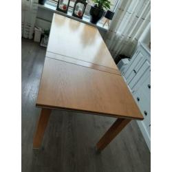 Eiken eettafel 88 breed en 160 lang en 76 hoog 60