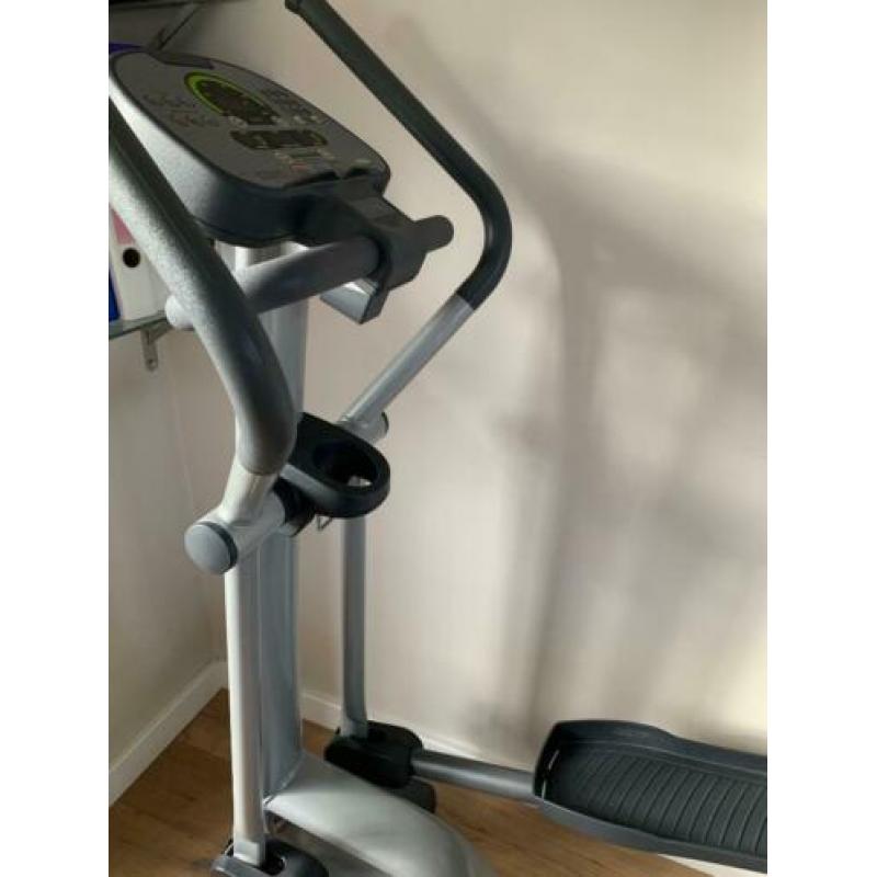 Technogym Crossforma crosstrainer in perfecte staat