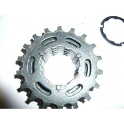 Gevraagd: cassette of losse tandwielen Shimano 600 jaren '80