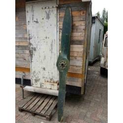 Originele houten propeller van een Russisch vliegtuig??