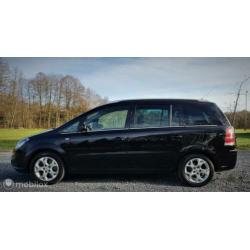 Opel Zafira 2.2 Cosmo, zeer goed onderhouden, 7 prs.