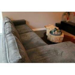 Mooie bank met chaise longue