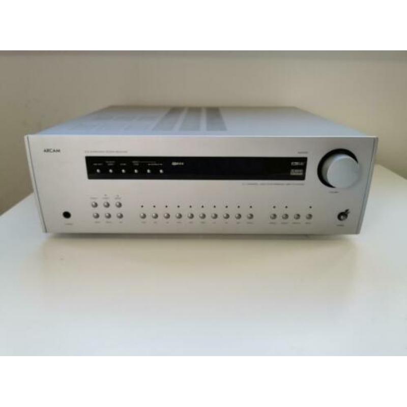 Arcam AVR300 Receiver (defect display)