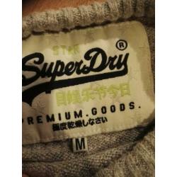 Super Dry trui maat M €10