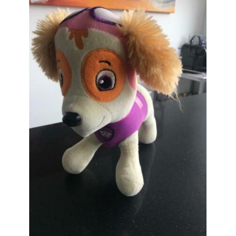Knuffel Skye Paw Patrol 20 cm