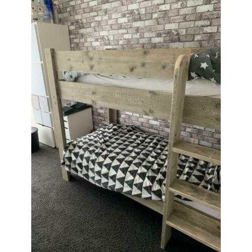 Steigerhouten stapelbed van