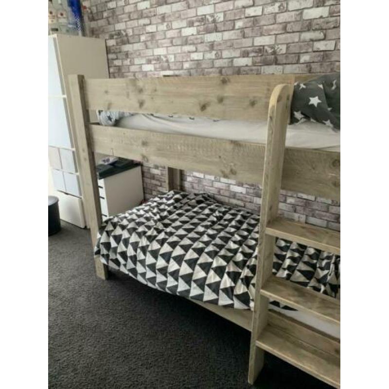 Steigerhouten stapelbed van