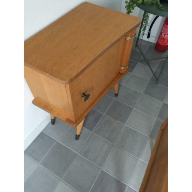 Vintage nachtkastjes kast design Mid Century