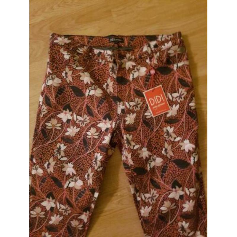 Te koop nieuwe DIDI capri broek in maat 44