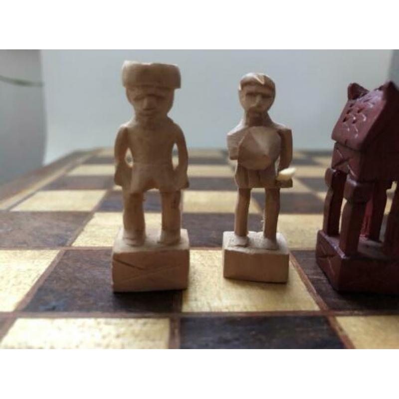 Handgemaakt schaakbordje ( Madagascar)