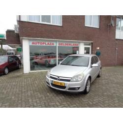 Opel Astra 1.6 Elegance (bj 2004)