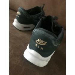 Nike Air Max Jewell Premium Green velvet - Maat 38,5