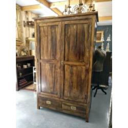 kast voor verschillende doeleinde. Dressoir ! tv meubel