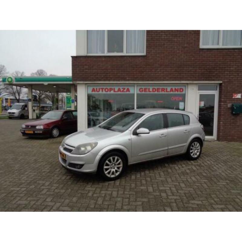 Opel Astra 1.6 Elegance (bj 2004)