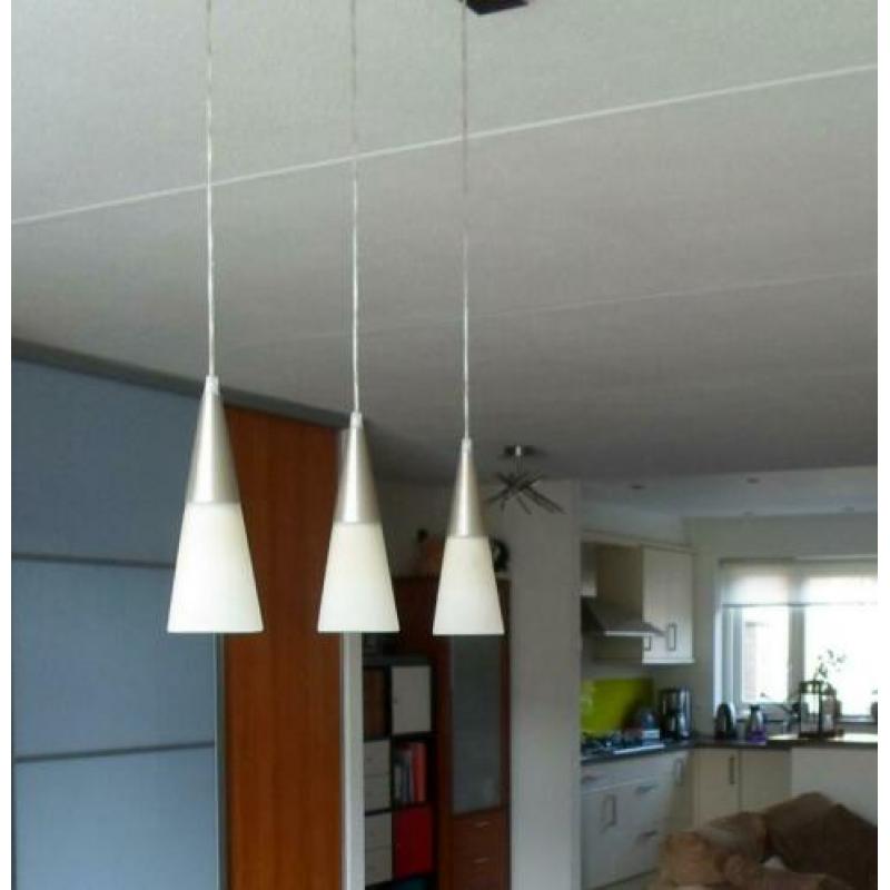 Hanglamp en wandlampjes met schakelaar