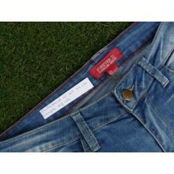 FOREVER 21 spijkerbroek maat 30 lengte 34 stretch en meer...