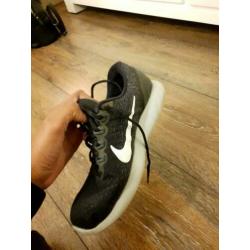 Nike schoenen maat 40.5