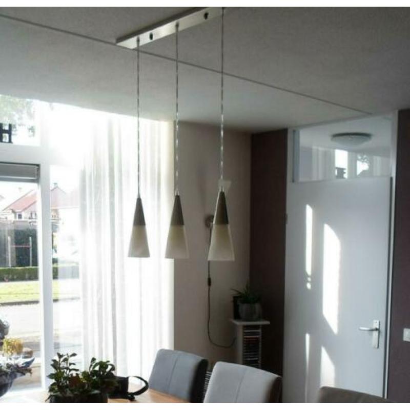 Hanglamp en wandlampjes met schakelaar