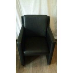 4 leren fauteuils stoelen op wieltjes