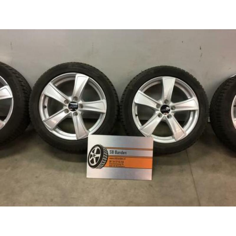 Audi A3 / VW Golf 17 inch Velgen met Winterbanden 5x112