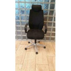 Bureaustoel Giroflex , hoge rug , hoofdsteun