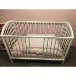 Ledikant wit 60 x 120 inclusief matras
