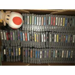 Nintendo 8 bit met spellen 253 stuks