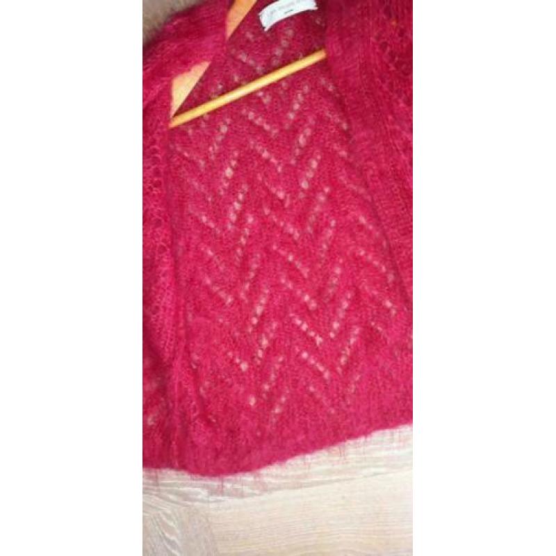 Les Tricots d' O ! vest handknitted