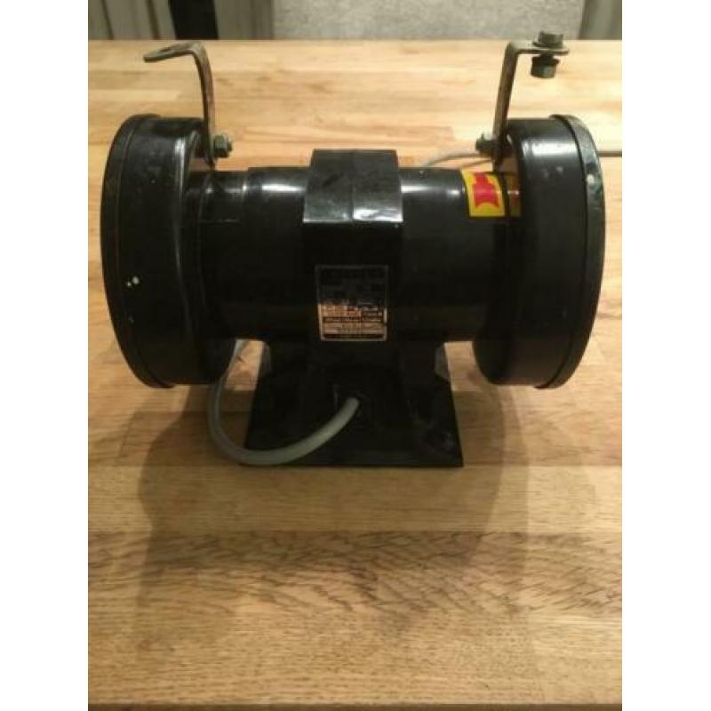 2 creusen werkbank slijpmachines