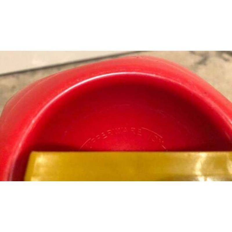 Tupperware Toy vormenstoof 7 vormpjes gekleurd
