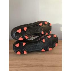 Kipsta voetbalschoenen maat 30 nette staat