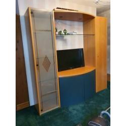 Wandkast/tv meubel en bijpassend dressoir