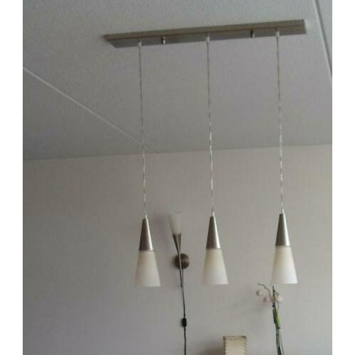 Hanglamp en wandlampjes met schakelaar
