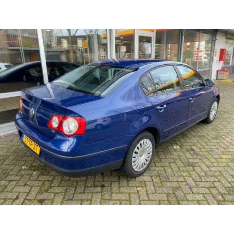 Volkswagen Passat 1.6 FSI Trendline CRUISE|AIRCO|NIEUWE APK