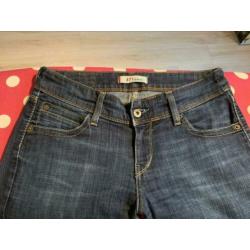 Levi’s 571 dames spijkerbroek W 30 L 32