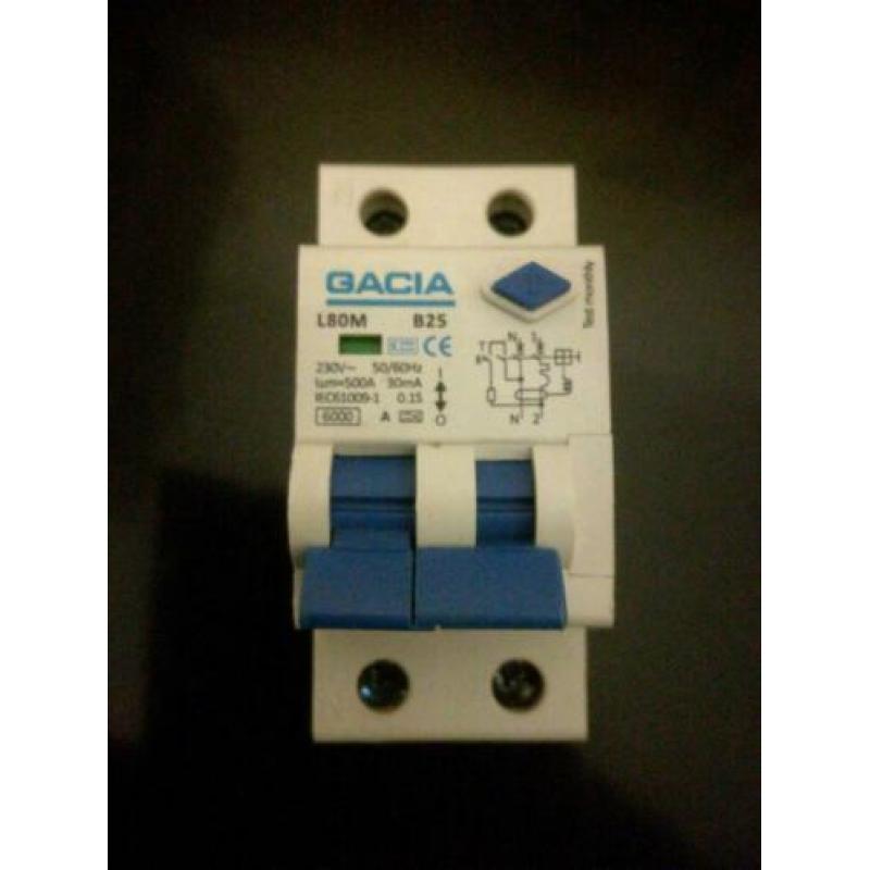 Te koop nieuwe Gacia aardlekschakelaar.