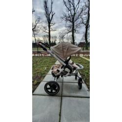 Maxi-cosi nova 4 wieg + wandelwagen + autostoel nomad sand