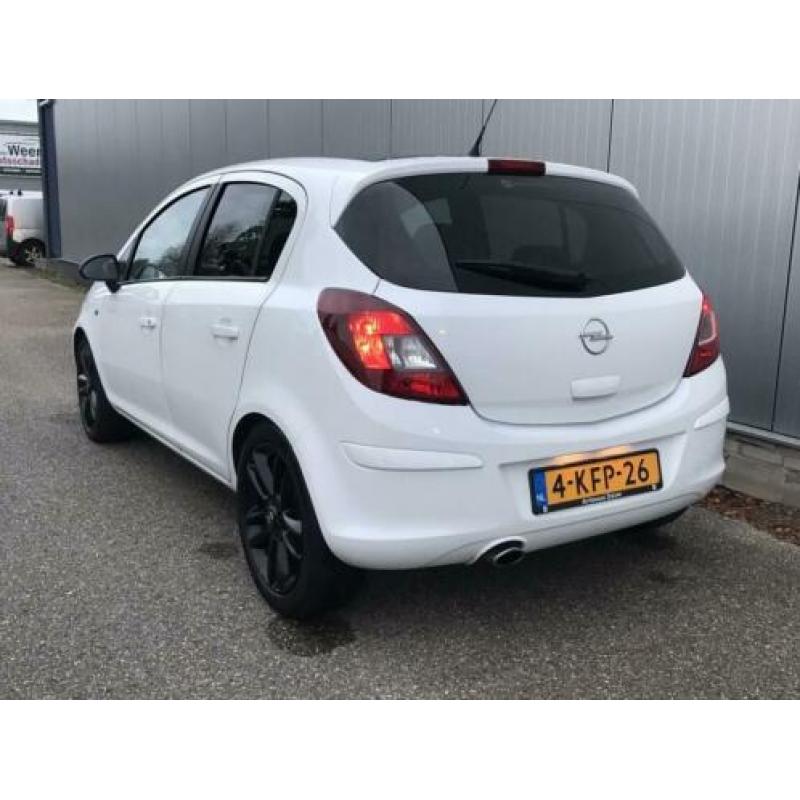 Opel Corsa 1.2-16V Cosmo