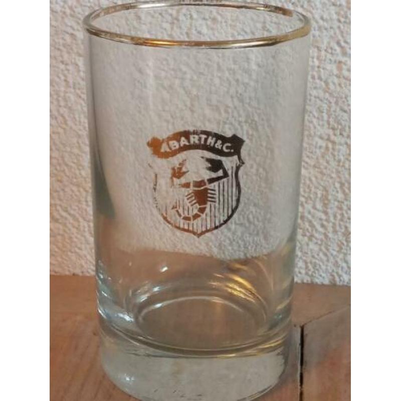 Vintage Abarth drinkglas glas met Abarth logo zoldervondst
