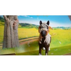 Schleich touwhalster met neusbontje oranje